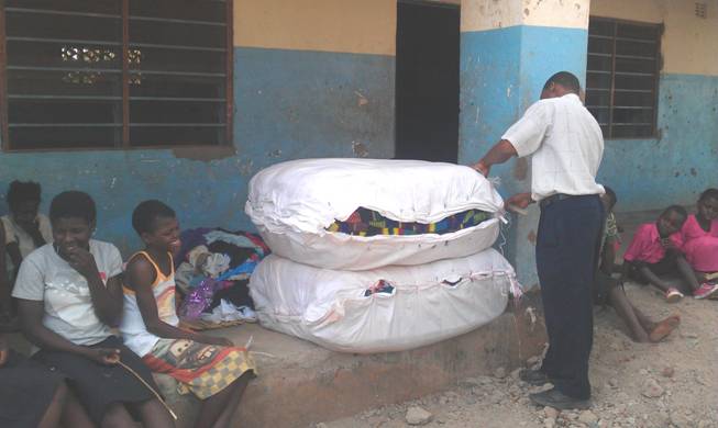 Opening the bell of Blankets.